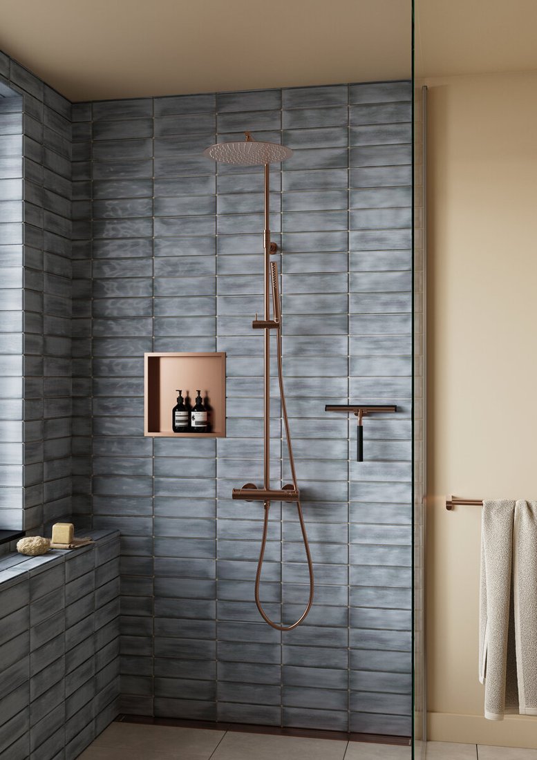 Freestanding bath mixer brushed copper