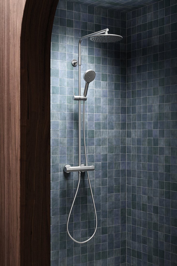 Wall bath/shower steel