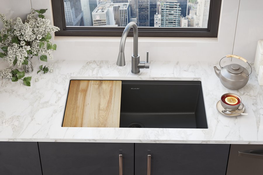 Quartz Classic 33" x 22" x 9-1/2" Single Bowl Undermount Workstation Sink 4pc Kit