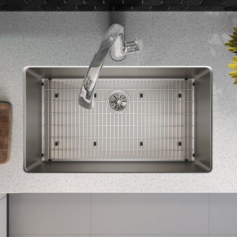 Lustertone Iconix® 16 Gauge Stainless Steel 32-1/2" x 19-1/2" x 9" Single Bowl Undermount Sink Kit with Filtered Faucet with Perfect Drain®